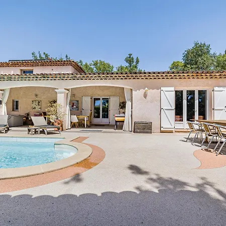 Villa Provence: Spacious Family Retreat With Fitness Center